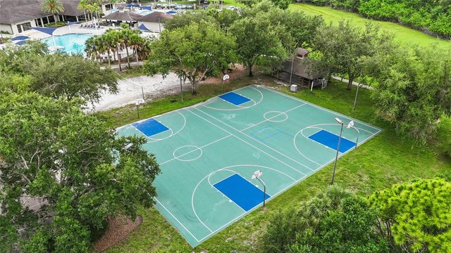 7627 DESERT INN WAY, Bradenton, FL 34202