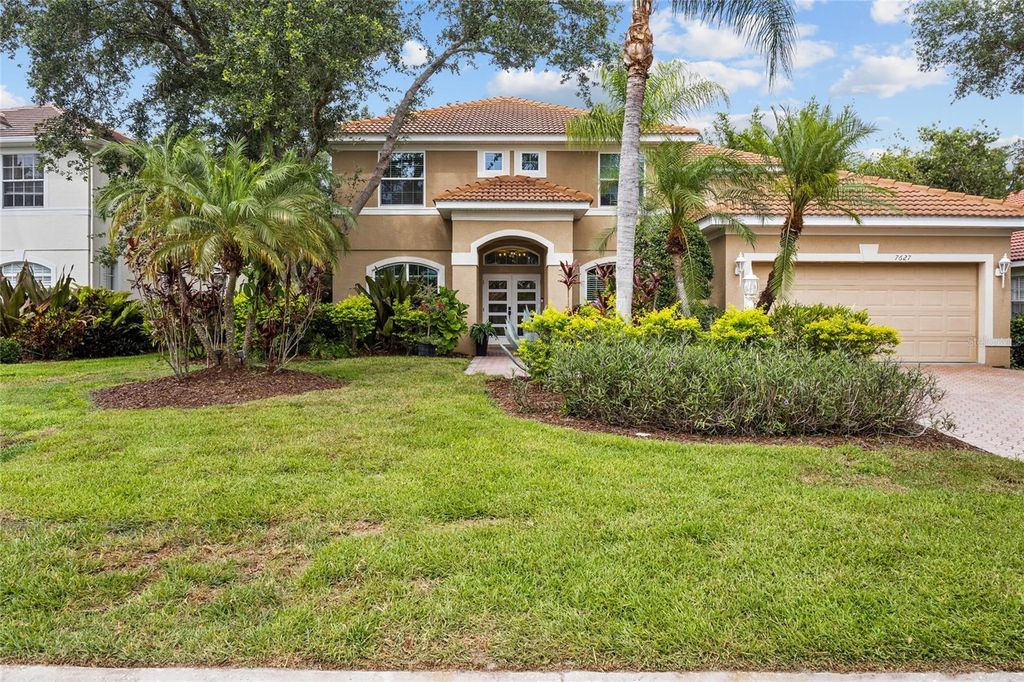7627 DESERT INN WAY, Bradenton, FL 34202