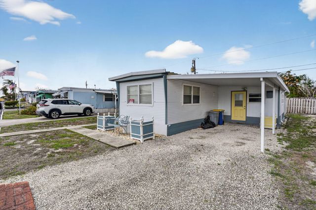 10885 SE Federal Highway, Hobe Sound, FL 33455