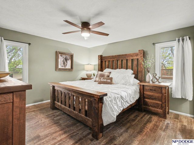 13947 Arbor Circle, Omaha, NE 68144