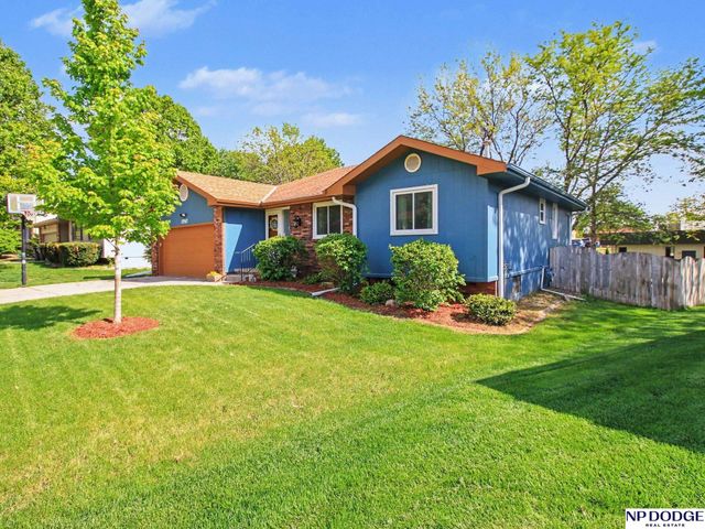 13947 Arbor Circle, Omaha, NE 68144