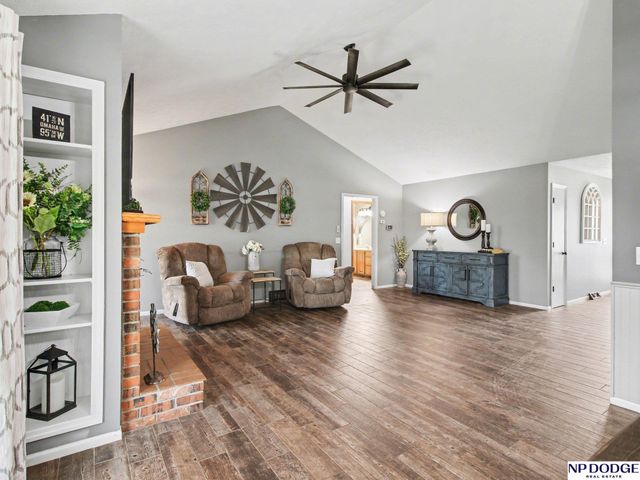 13947 Arbor Circle, Omaha, NE 68144