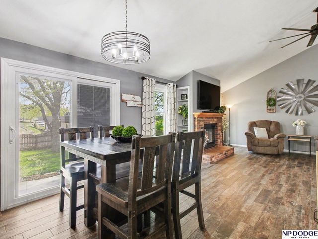 13947 Arbor Circle, Omaha, NE 68144