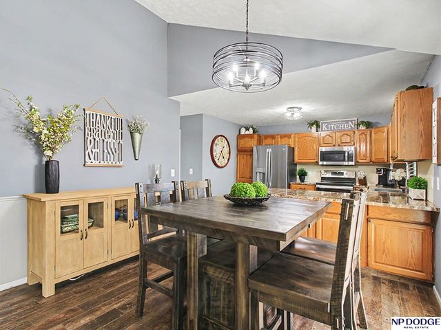 13947 Arbor Circle, Omaha, NE 68144