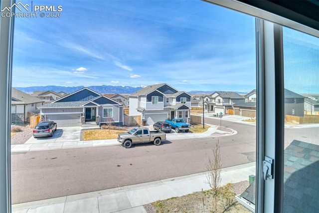 6719 Skuna Drive, Colorado Springs, CO 80925