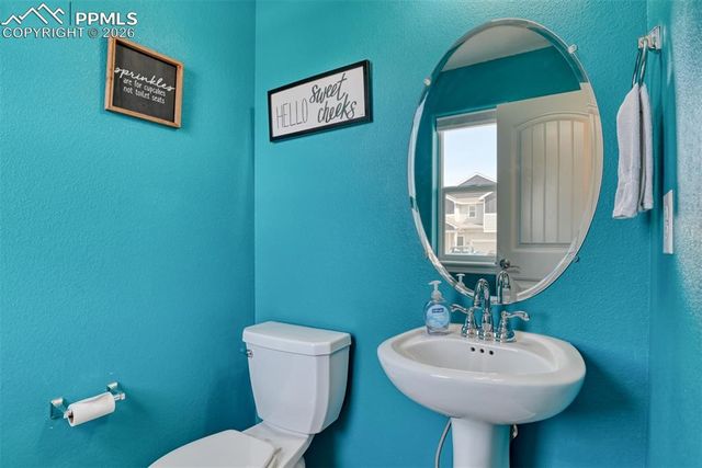 6719 Skuna Drive, Colorado Springs, CO 80925