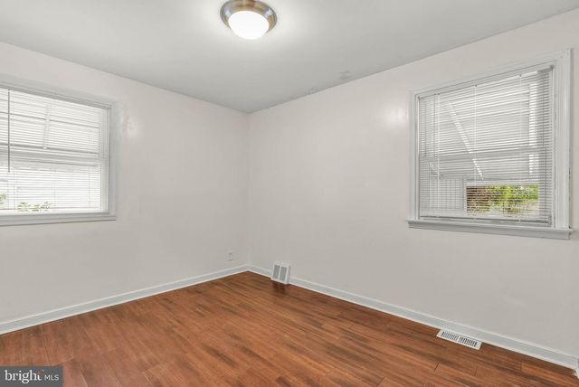 9231 ACADEMY RD, Philadelphia, PA 19114