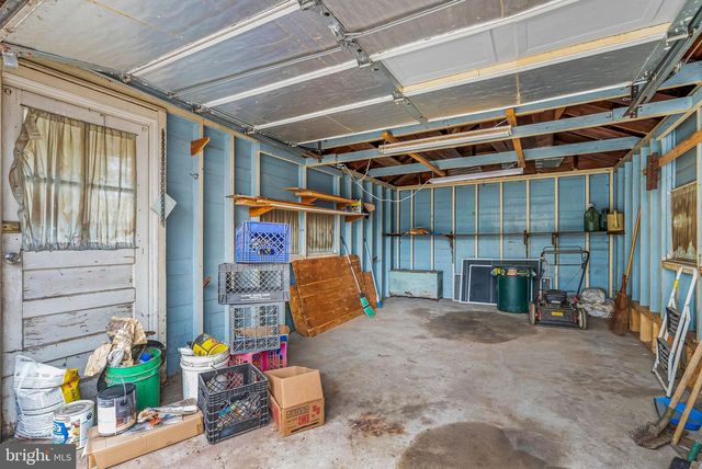 9231 ACADEMY RD, Philadelphia, PA 19114