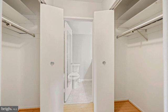 1645 PARKCREST CIR #7D/200, Reston, VA 20190