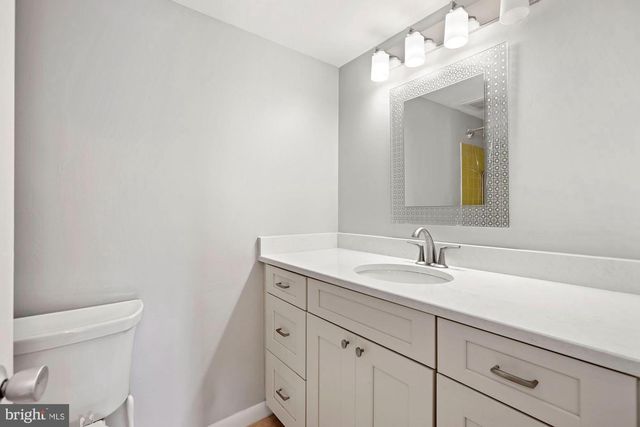 1645 PARKCREST CIR #7D/200, Reston, VA 20190