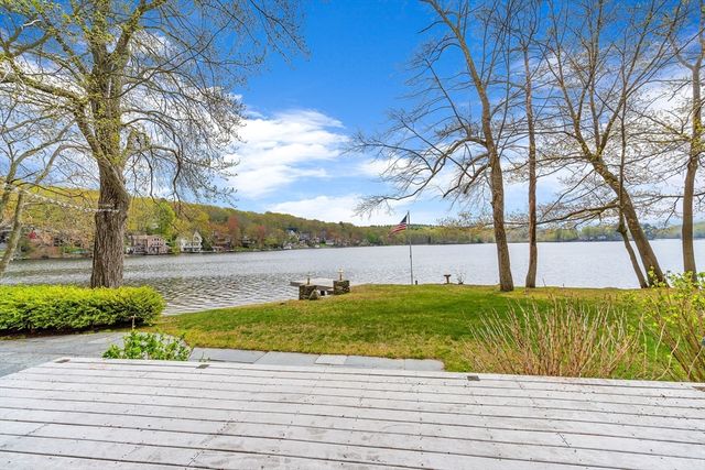 199 W Main St, Hopkinton, MA 01748