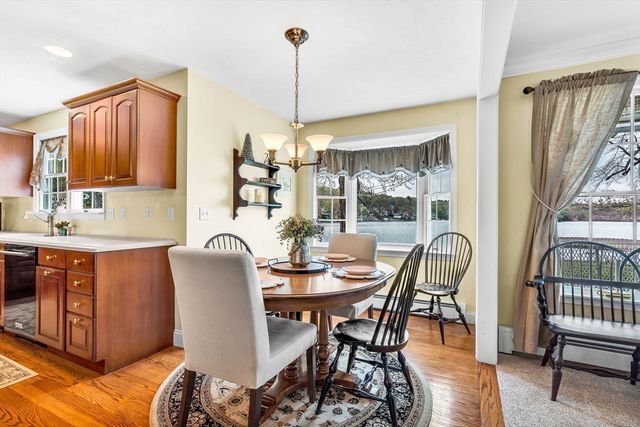 199 W Main St, Hopkinton, MA 01748