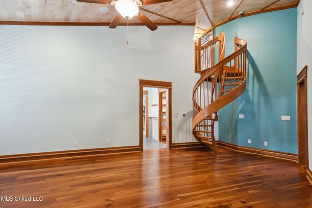 141 Janelle Drive, Bay Saint Louis, MS 39520