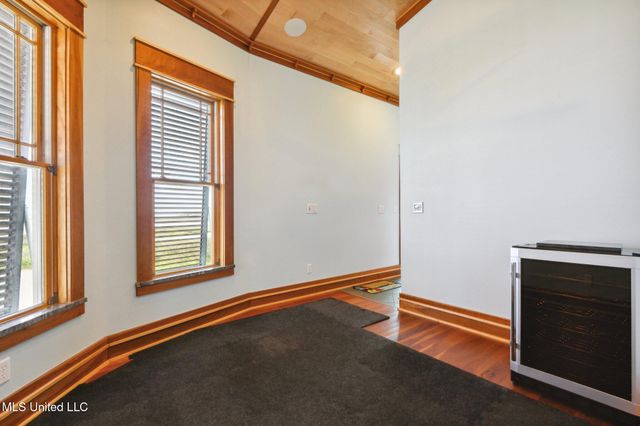 141 Janelle Drive, Bay Saint Louis, MS 39520