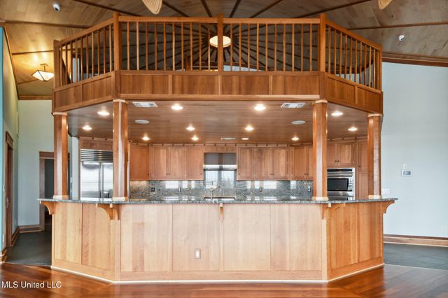 141 Janelle Drive, Bay Saint Louis, MS 39520