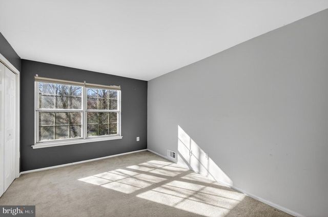 74 CHAMBORD CT, Hamilton, NJ 08619