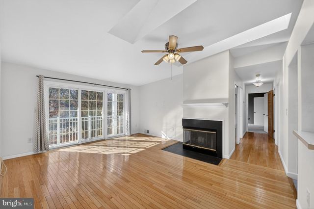 74 CHAMBORD CT, Hamilton, NJ 08619