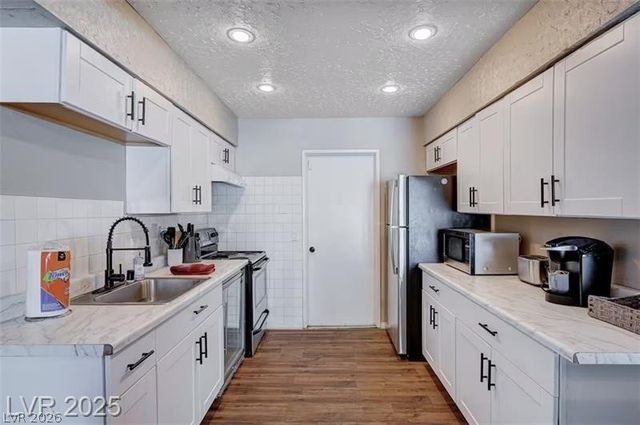 3750 Florrie Avenue, Las Vegas, NV 89121