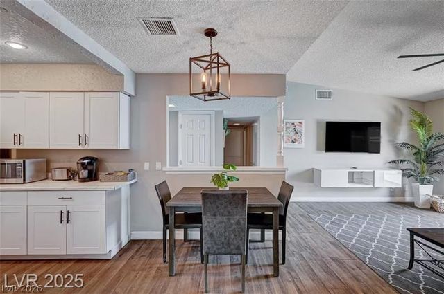 3750 Florrie Avenue, Las Vegas, NV 89121