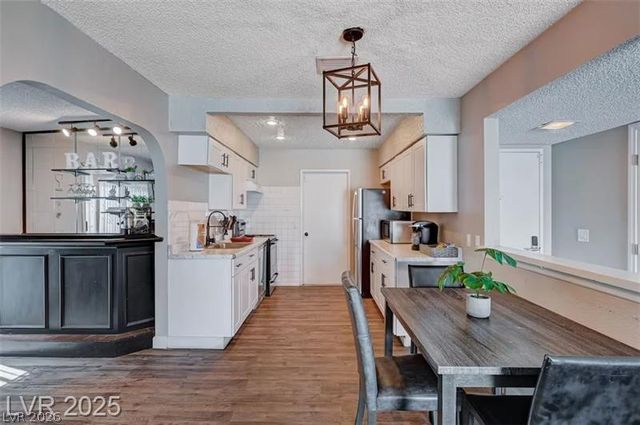 3750 Florrie Avenue, Las Vegas, NV 89121