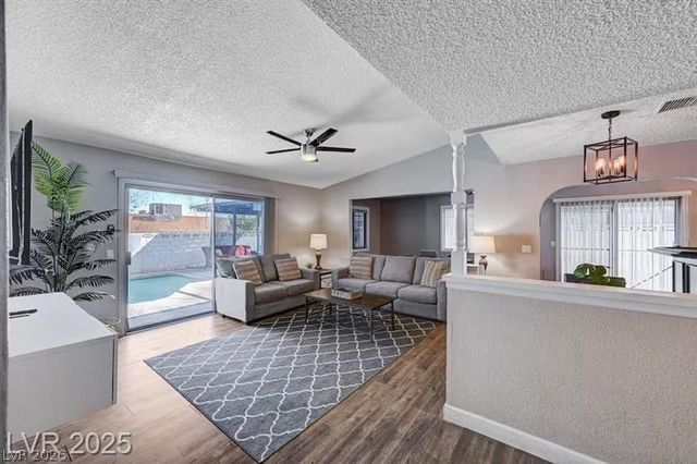 3750 Florrie Avenue, Las Vegas, NV 89121