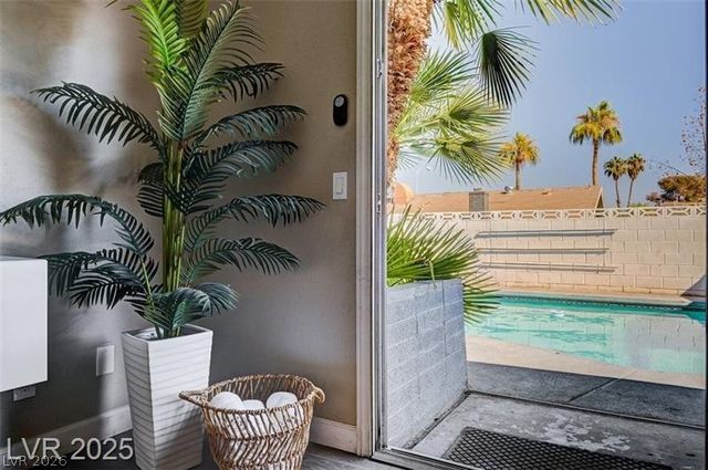 3750 Florrie Avenue, Las Vegas, NV 89121