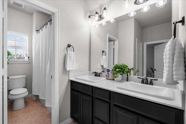1400 Madrid Falls Drive, Mckinney, TX 75071