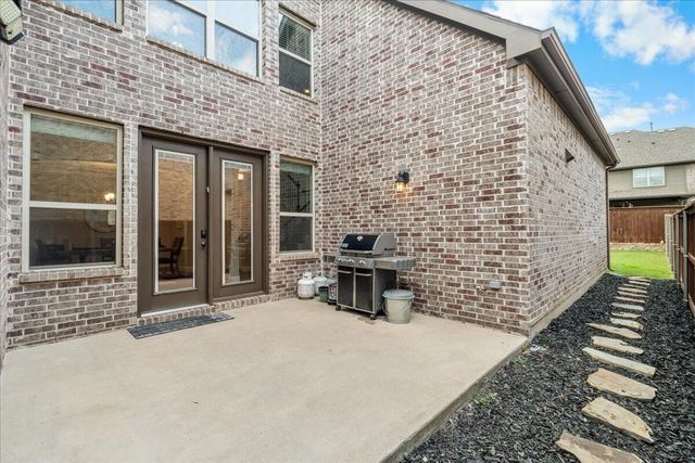 1400 Madrid Falls Drive, Mckinney, TX 75071