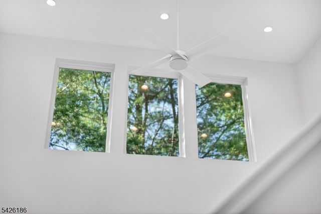 1 Hornbeam Way, Hardyston Twp., NJ 07419