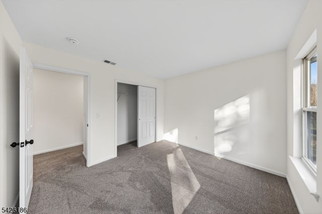 1 Hornbeam Way, Hardyston Twp., NJ 07419