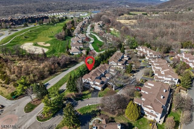 1 Hornbeam Way, Hardyston Twp., NJ 07419