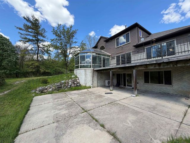 21707 Lilac Lane, Southfield, MI 48033