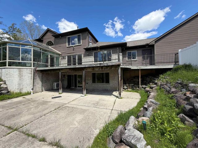 21707 Lilac Lane, Southfield, MI 48033