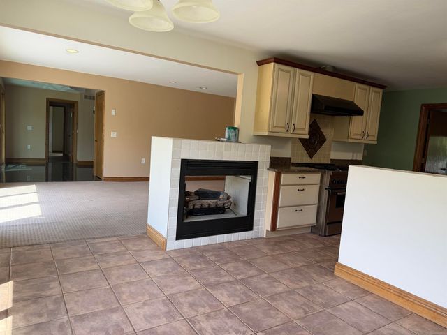 21707 Lilac Lane, Southfield, MI 48033