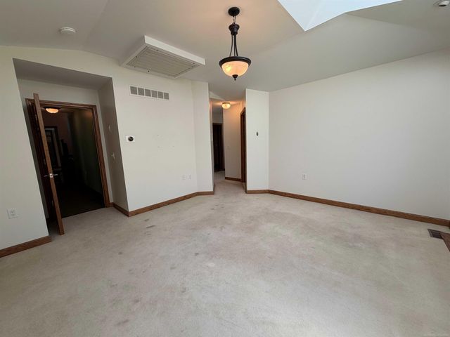 21707 Lilac Lane, Southfield, MI 48033