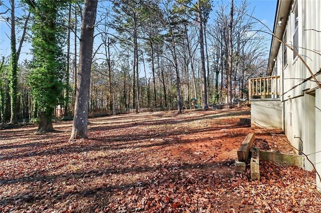 6099 Biscayne Drive, Forest Park, GA 30297