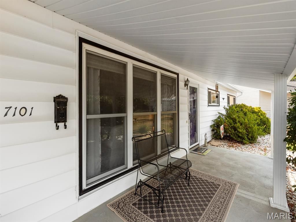 7101 Fernbrook, St Louis, MO 63123