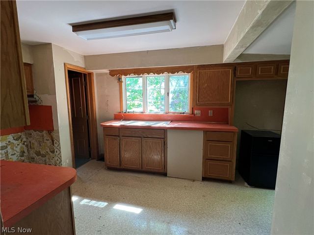 277 Gore Road, Conneaut, OH 44030