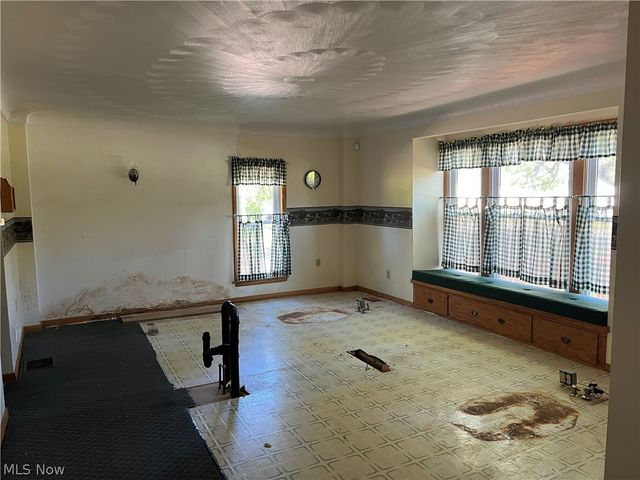 277 Gore Road, Conneaut, OH 44030