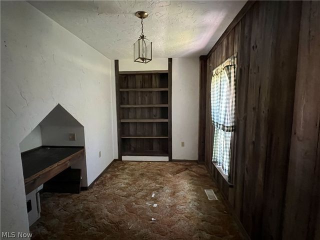 277 Gore Road, Conneaut, OH 44030