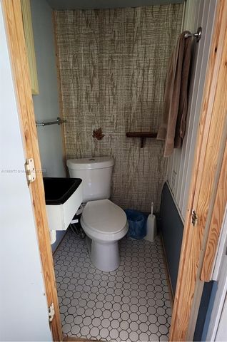 1792 Riverside Dr., Moore Haven, FL 33471