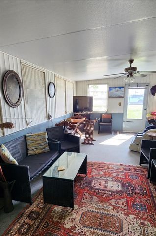 1792 Riverside Dr., Moore Haven, FL 33471