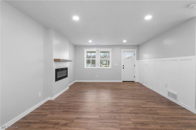 2351 Heston Drive, Lake Milton, OH 44429