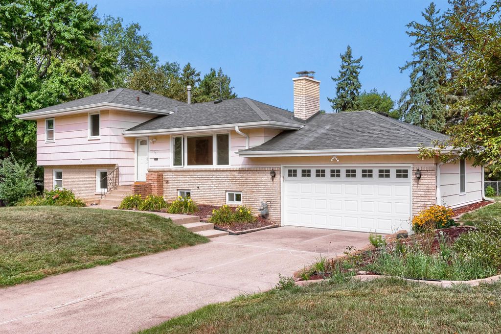 1301 Buchanan Place NE, Columbia Heights, MN 55421 — exterior