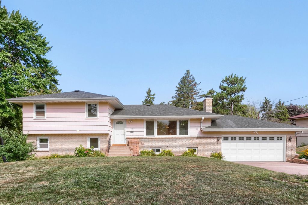 1301 Buchanan Place NE, Columbia Heights, MN 55421 — photo 3