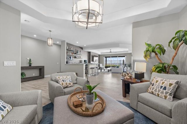 286 Besame Court, Las Vegas, NV 89138