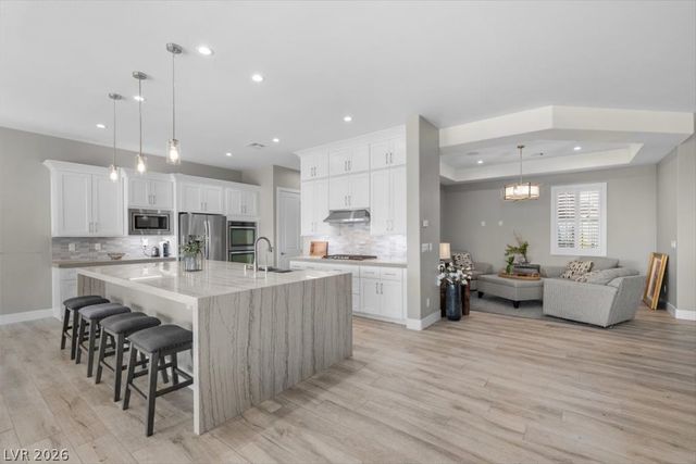 286 Besame Court, Las Vegas, NV 89138