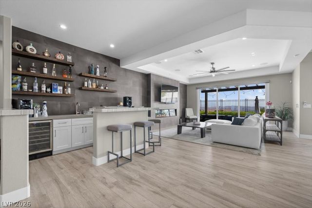 286 Besame Court, Las Vegas, NV 89138