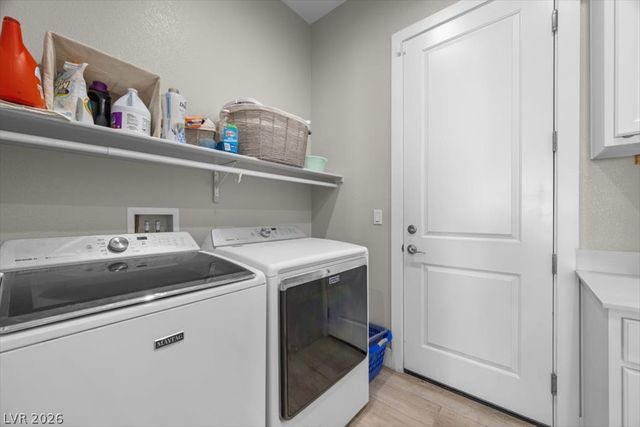 286 Besame Court, Las Vegas, NV 89138