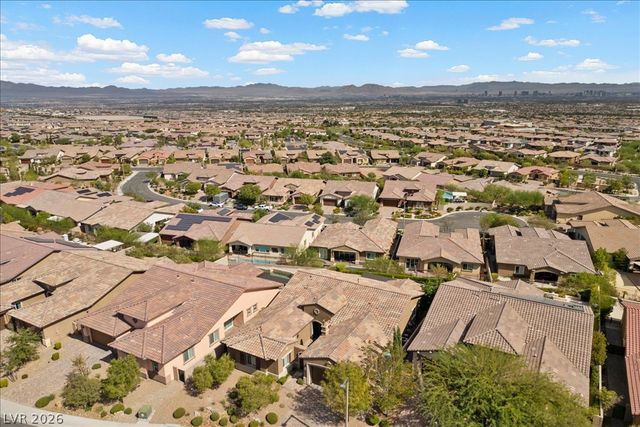 286 Besame Court, Las Vegas, NV 89138